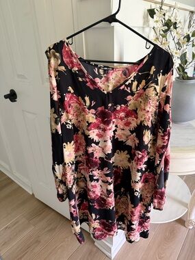Charlotte Russe Black Floral V-Neck Blouse with Pink & Cream Flowers